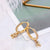 Brinco Argola Zirconia Letras - Sua Boutique