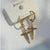 Brinco Pingente Crucifixo Shine - Sua Boutique
