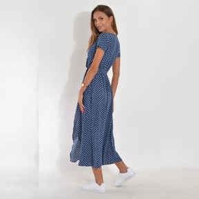 Vestido Midi Giulia você encontra na Sua Boutique por apenas  ! Com Frete Grátis para todo Brasil, podendo parcelar em até 10X Sem Juros! Alé,m disso ganhe 10% OFF no PIX! 