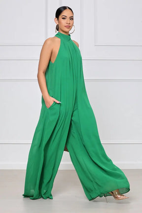 Macacão Long Saint Laurent você encontra na Sua Boutique por apenas  ! Com Frete Grátis para todo Brasil, podendo parcelar em até 10X Sem Juros! Alé,m disso ganhe 10% OFF no PIX! 