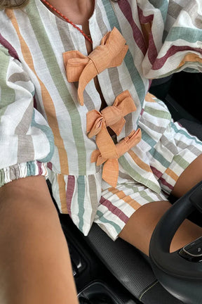 Conjunto Shorts e Camisa Laços