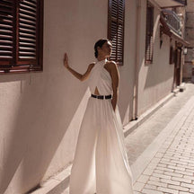 Macacão Pantalona- Decote Cruzado você encontra na Sua Boutique por apenas  ! Com Frete Grátis para todo Brasil, podendo parcelar em até 10X Sem Juros! Alé,m disso ganhe 10% OFF no PIX! 