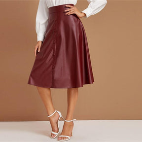Saia Midi Borgonha - Couro Ecológico você encontra na Sua Boutique por apenas  ! Com Frete Grátis para todo Brasil, podendo parcelar em até 10X Sem Juros! Alé,m disso ganhe 10% OFF no PIX! 