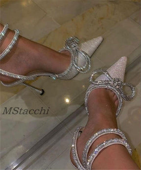 Scarpin Shine você encontra na Sua Boutique por apenas  ! Com Frete Grátis para todo Brasil, podendo parcelar em até 10X Sem Juros! Alé,m disso ganhe 10% OFF no PIX! 