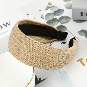 Tiara Palha Beach você encontra na Sua Boutique por apenas  ! Com Frete Grátis para todo Brasil, podendo parcelar em até 10X Sem Juros! Alé,m disso ganhe 10% OFF no PIX! 